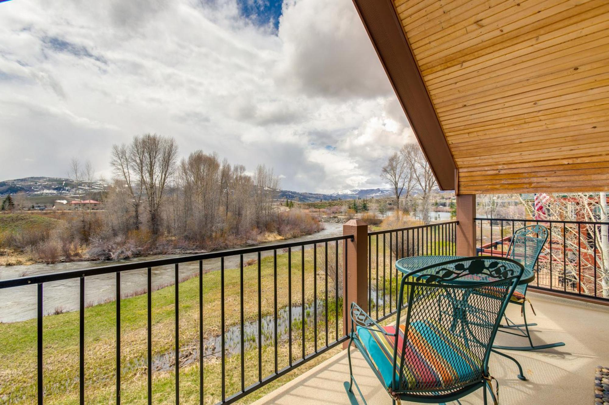 Riverfront Cabin About 4 Mi To Granby Ranch! Exterior photo