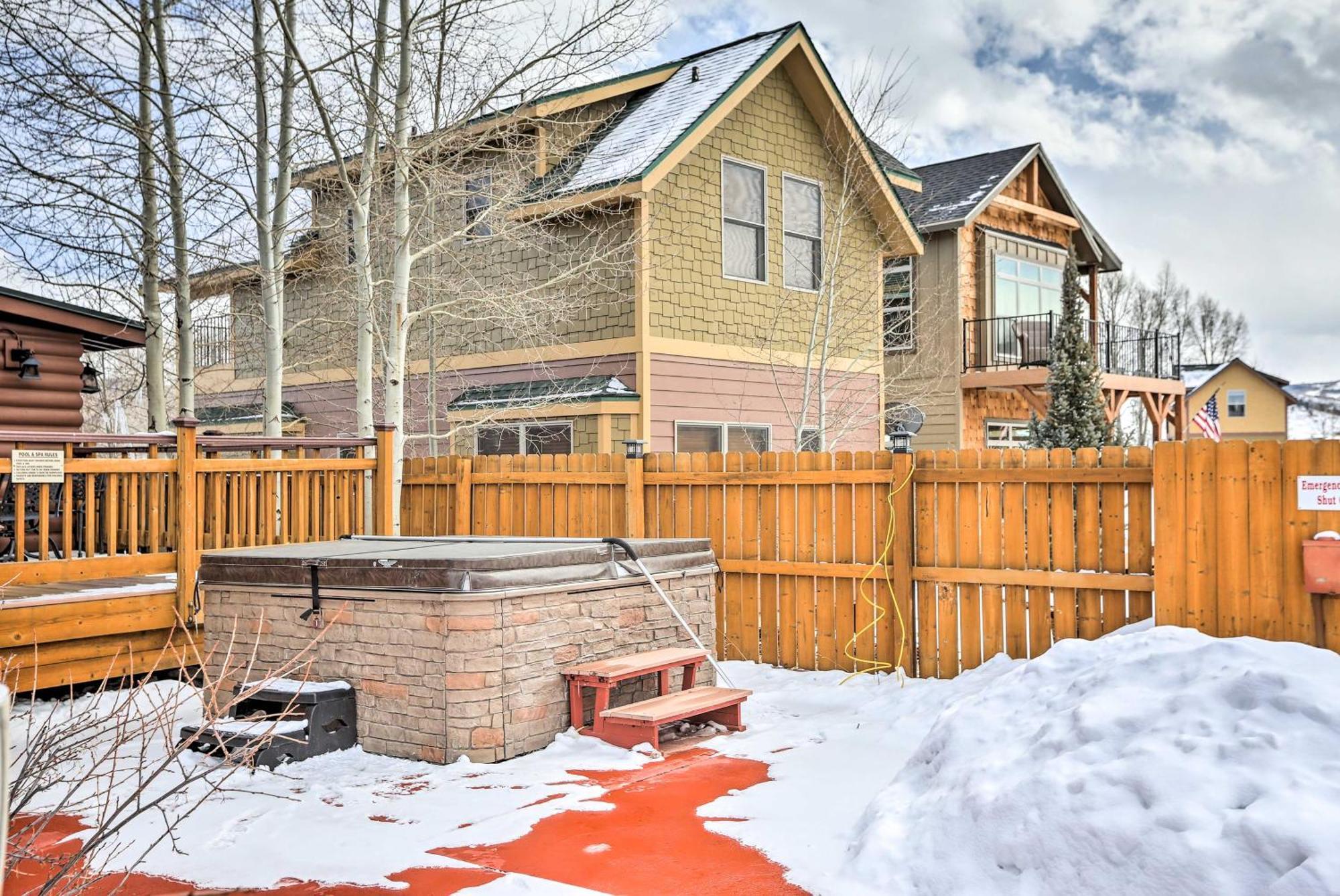 Riverfront Cabin About 4 Mi To Granby Ranch! Exterior photo